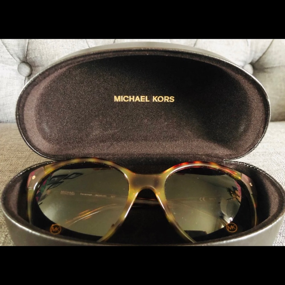 Michael Kors sunglasses - Picture 4 of 9